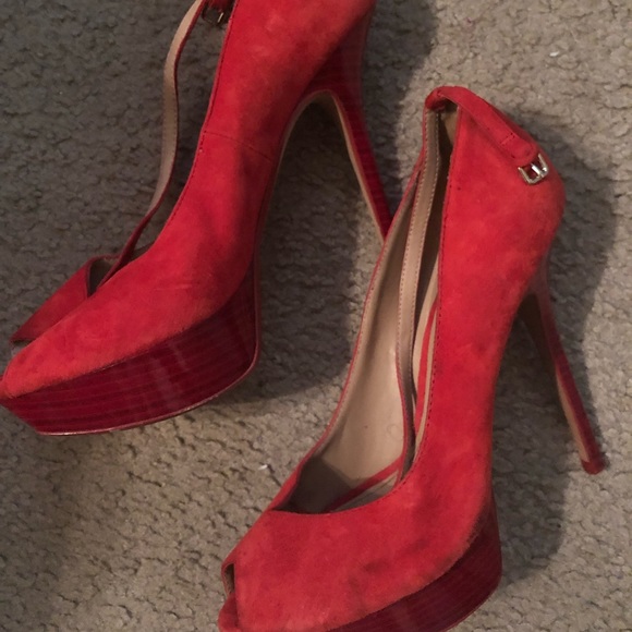 Red High Heel Size 9, Peep Toe Platform - Picture 2 of 3
